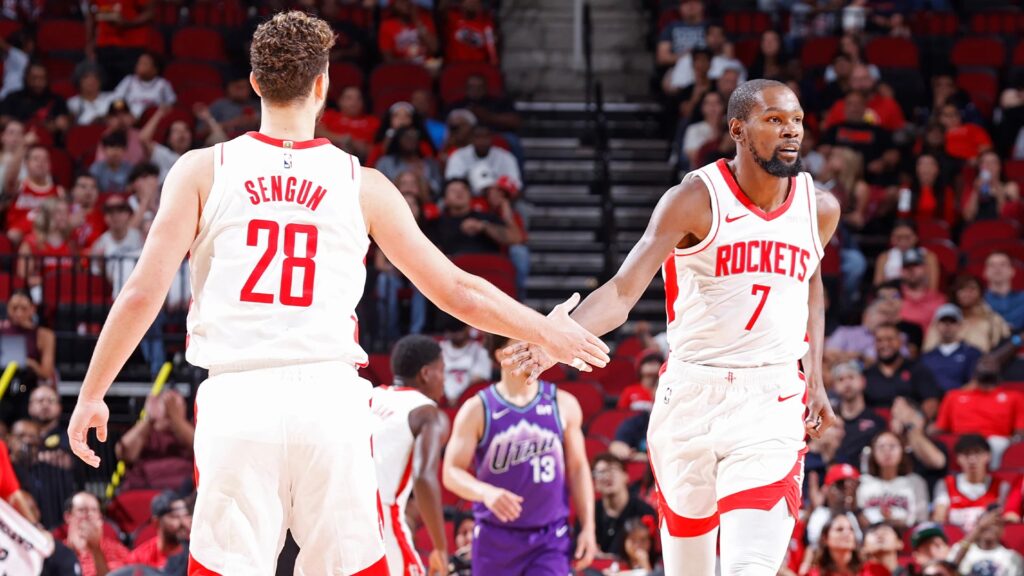 NBA Reports: Kevin Durant agrees to 2-year extension with Rockets